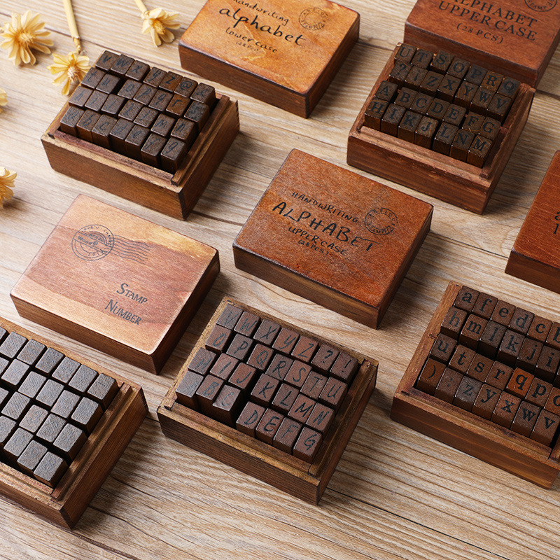 Set di 28 Timbri Alfabetici Vi - Rubber Stamp Blank recensione e prezzo